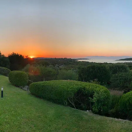 Seaview 80 بالاو