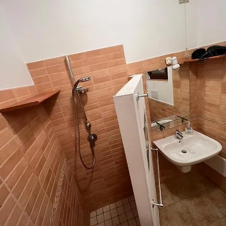 Seaview 80 بالاو