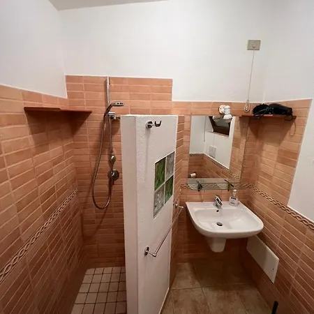 Seaview 80 بيت للعطل بالاو